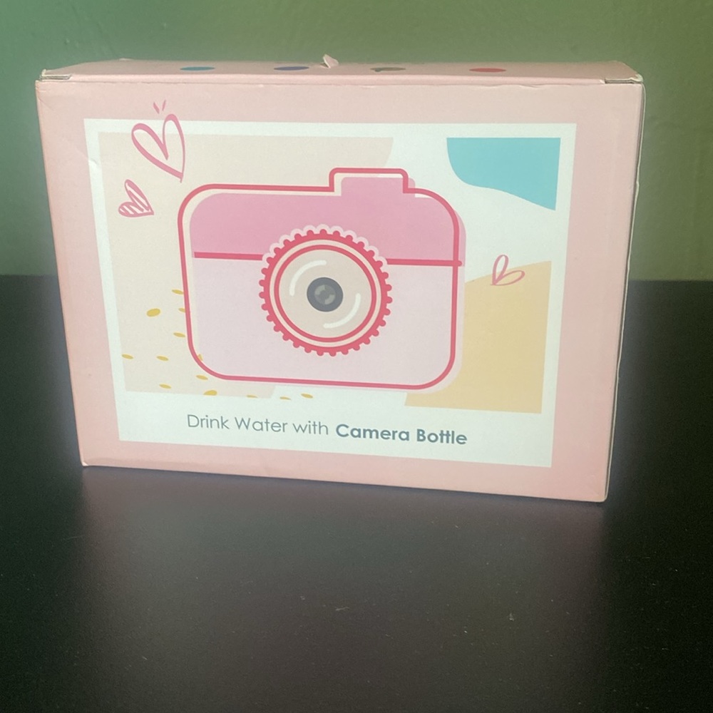 Novelty Camera Shaped Water Bottle with Shoulder Strap & Straw Color Yellow